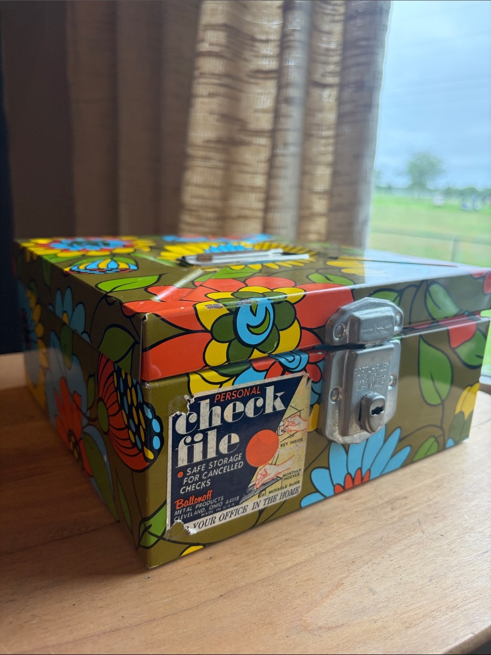 Vintage 1970 Balloonoff Flower Power Metal Storage Check File
